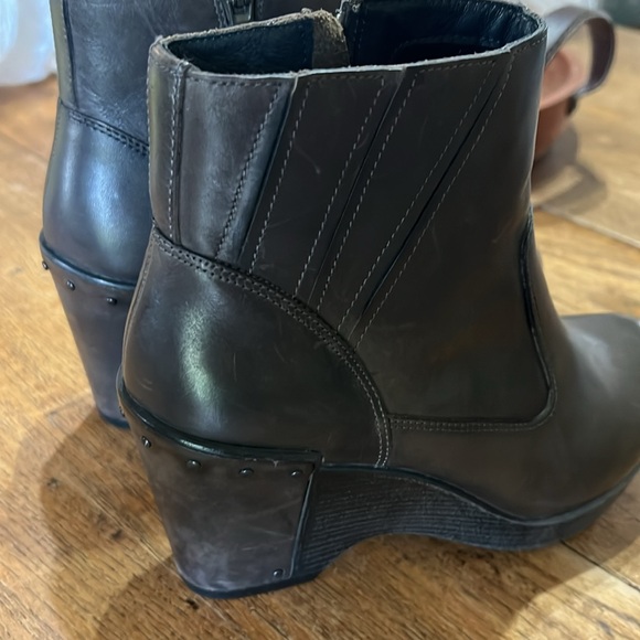 Dansko Booties Wedge - Picture 5 of 6